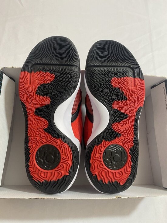 New Men’s Size 11.5 - Nike KD Trey 5 X University Red Black DD9538 006 main image 6